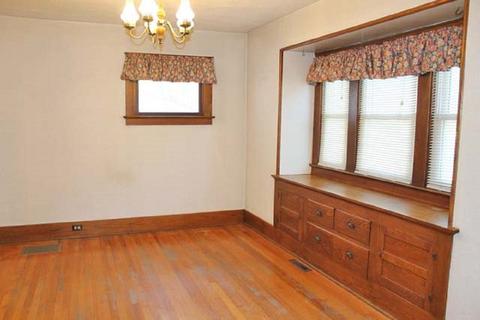 646 E Main St, Owosso, MI 48867 photo 10
