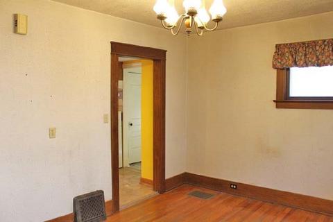646 E Main St, Owosso, MI 48867 photo 11