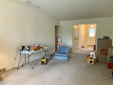 5554 Hickory Cir, Flushing, MI 48433 photo 6