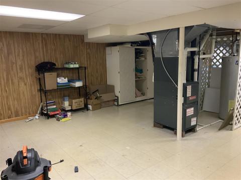 5554 Hickory Cir, Flushing, MI 48433 photo 18