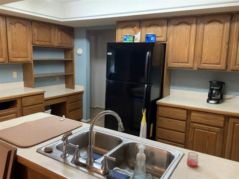 5554 Hickory Cir, Flushing, MI 48433 photo 5