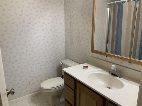 5554 Hickory Cir, Flushing, MI 48433 photo 10