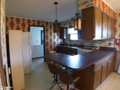 803 State Rd, Vassar, MI 48768 photo 3