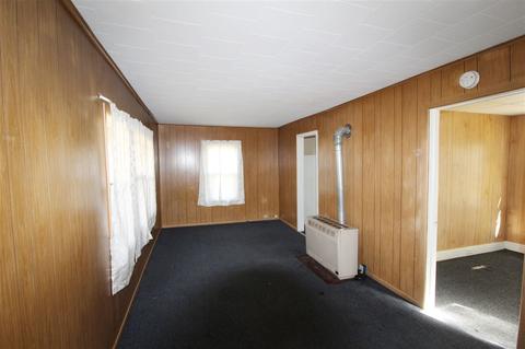 2015 Algonac Dr, Flint, MI 48532 photo 3