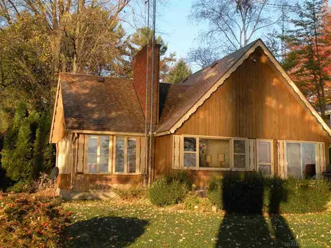 2711 Lakeshore, Applegate, MI 48401 photo 1