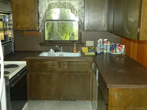 2711 Lakeshore, Applegate, MI 48401 photo 17