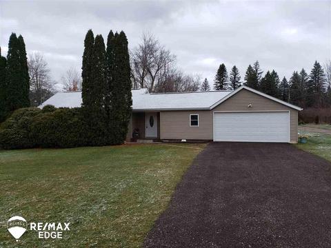 9467 E Coldwater Rd, Davison, MI 48423 photo 1