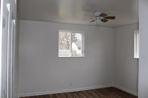 7043 Estrelle Ave, Mount Morris, MI 48458 photo 8