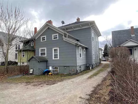 141 E Maple, Adrian, MI 49221 photo 5