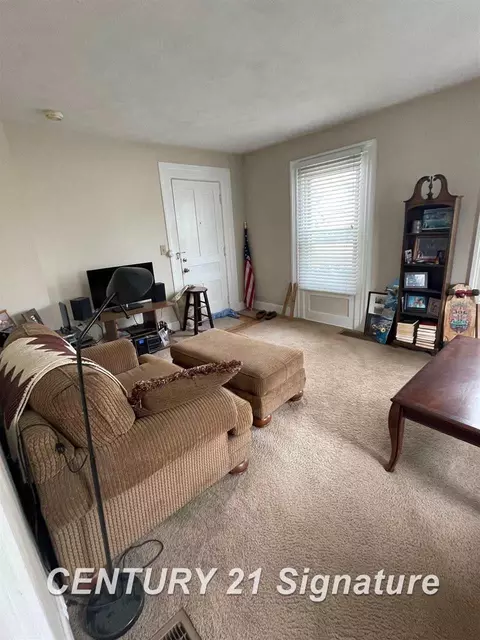 306 E Maple, Holly, MI 48442 photo 12