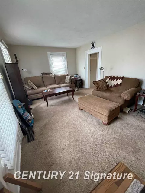 306 E Maple, Holly, MI 48442 photo 13