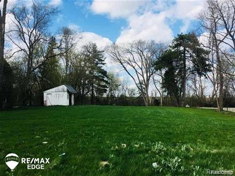 3528 Beecher, Flint, MI 48532 photo 1