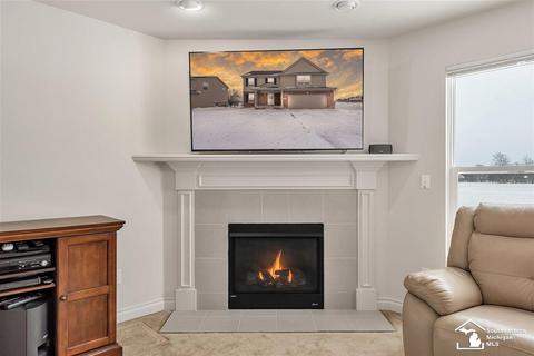 2109 Carson Ln, Monroe, MI 48162 photo 12
