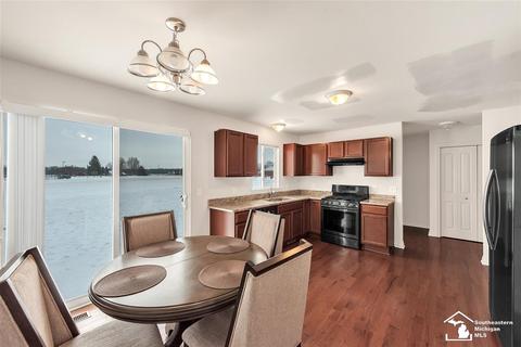2109 Carson Ln, Monroe, MI 48162 photo 14