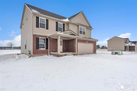 2109 Carson Ln, Monroe, MI 48162 photo 2