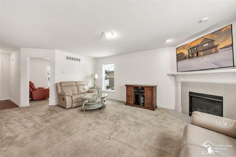 2109 Carson Ln, Monroe, MI 48162 photo 11