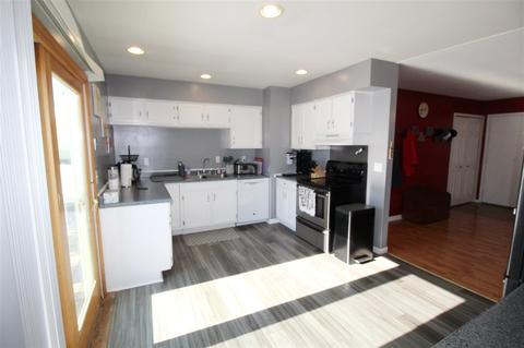 12023 W Coldwater Rd, Flushing, MI 48433 photo 8