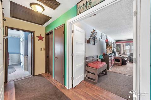 416 Cole Rd, Monroe, MI 48162 photo 7