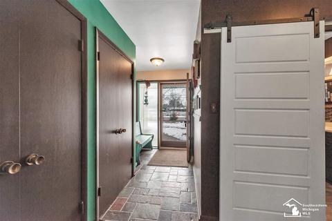 416 Cole Rd, Monroe, MI 48162 photo 6