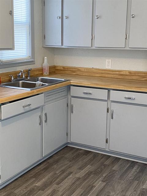 3422 Brown, Flint, MI 48503 photo 3