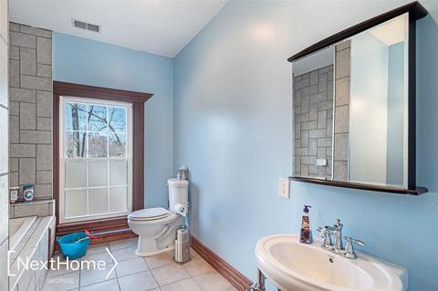 833 E Main, Flushing, MI 48433 photo 16