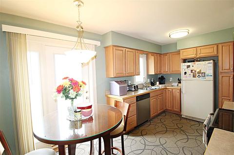 2826 Comanche Ave, Flint, MI 48507 photo 7