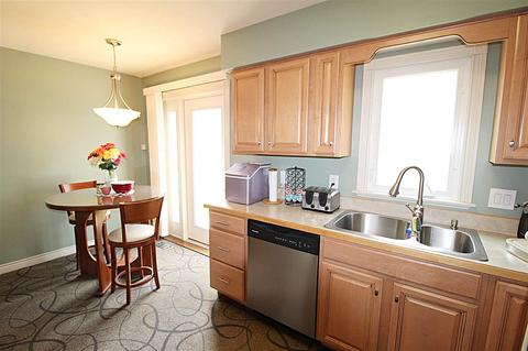 2826 Comanche Ave, Flint, MI 48507 photo 8