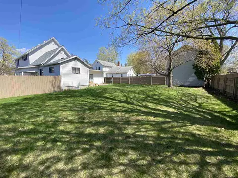 408 Exchange, Owosso, MI 48867 photo 2