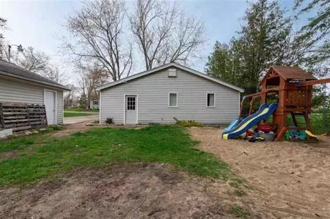 905 Chatterton, Gladwin, MI 48624 photo 27