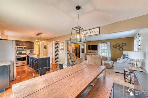459 Arbor, Monroe, MI 48162 photo 6