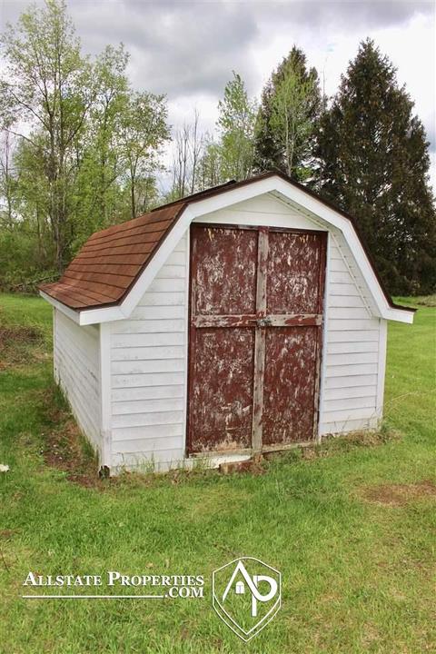 3136 E Lk, Clio, MI 48420 photo 31