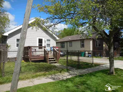 518 Conant, Monroe, MI 48161 photo 2