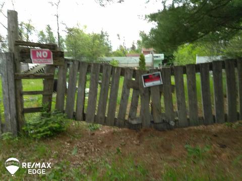 209 Barbara, Harrison, MI 48625 photo 2