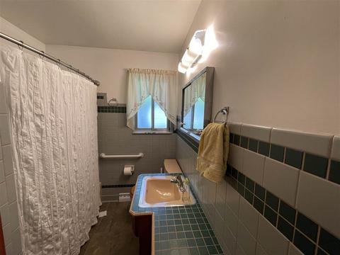424 Joyce Dr, Flushing, MI 48433 photo 7