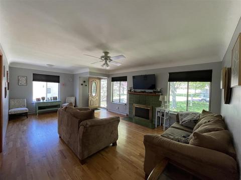 424 Joyce Dr, Flushing, MI 48433 photo 23