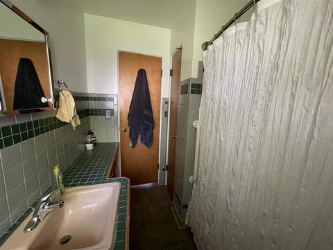 424 Joyce Dr, Flushing, MI 48433 photo 6
