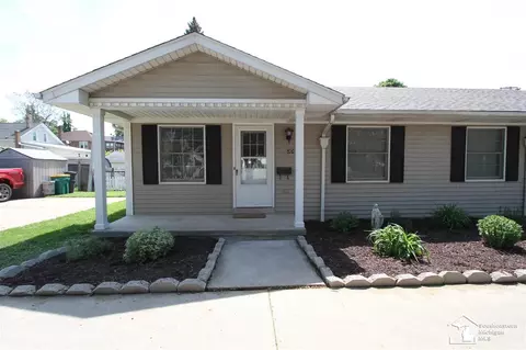 33 E Willow, Monroe, MI 48162 photo 3