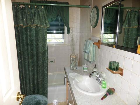 1089 Corydon St, Mount Morris, MI 48458 photo 17