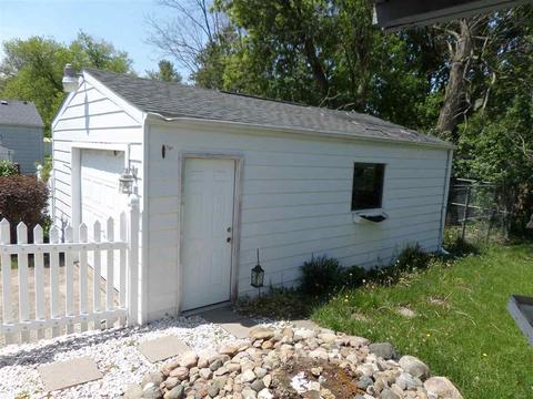 1089 Corydon St, Mount Morris, MI 48458 photo 12