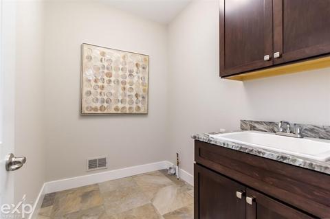 17127 Crittenden, Macomb, MI 48044 photo 34
