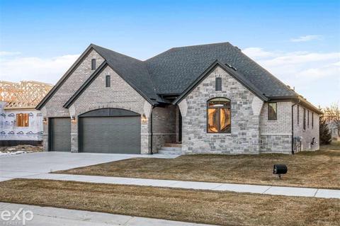 17127 Crittenden, Macomb, MI 48044 photo 1