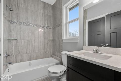 17127 Crittenden, Macomb, MI 48044 photo 30
