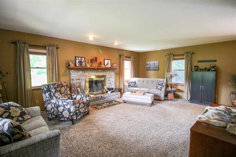 8379 E Potter Rd, Davison, MI 48423 photo 2