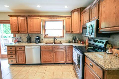 8379 E Potter Rd, Davison, MI 48423 photo 11