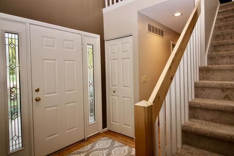 718 Shady Brook Ln, Flushing, MI 48433 photo 4