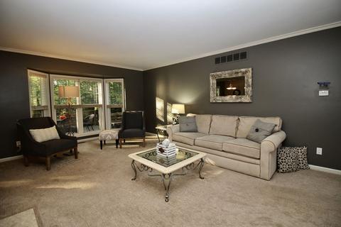 718 Shady Brook Ln, Flushing, MI 48433 photo 8
