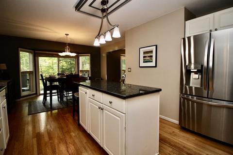 718 Shady Brook Ln, Flushing, MI 48433 photo 14