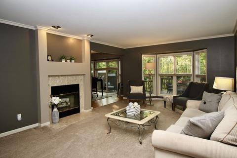 718 Shady Brook Ln, Flushing, MI 48433 photo 5