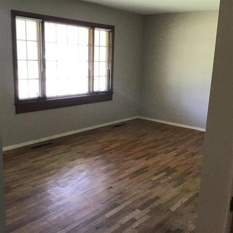 6220 Mockingbird Ln, Flint, MI 48506 photo 5
