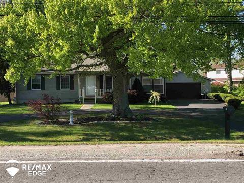 608 Carpenter Rd, Flushing, MI 48433 photo 1